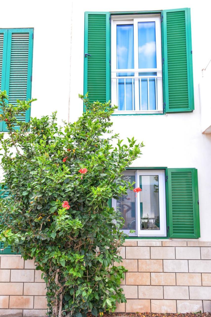 Guesthouse Le Chatelain Santa Maria Exterior photo